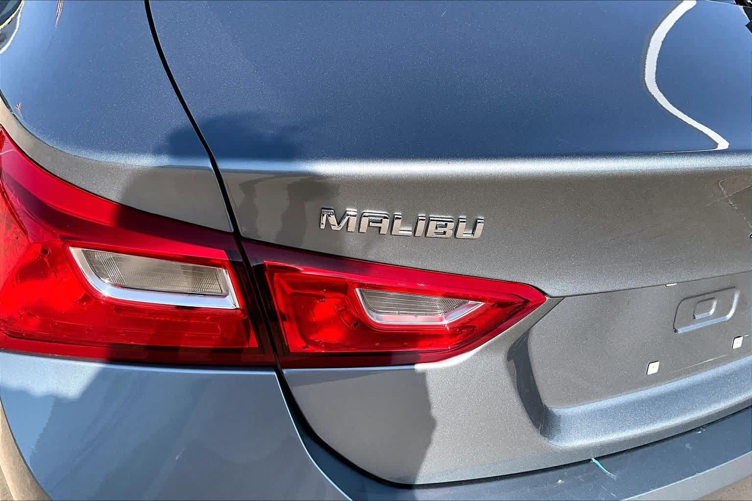 Used 2023 Chevrolet Malibu LT FWD image 28