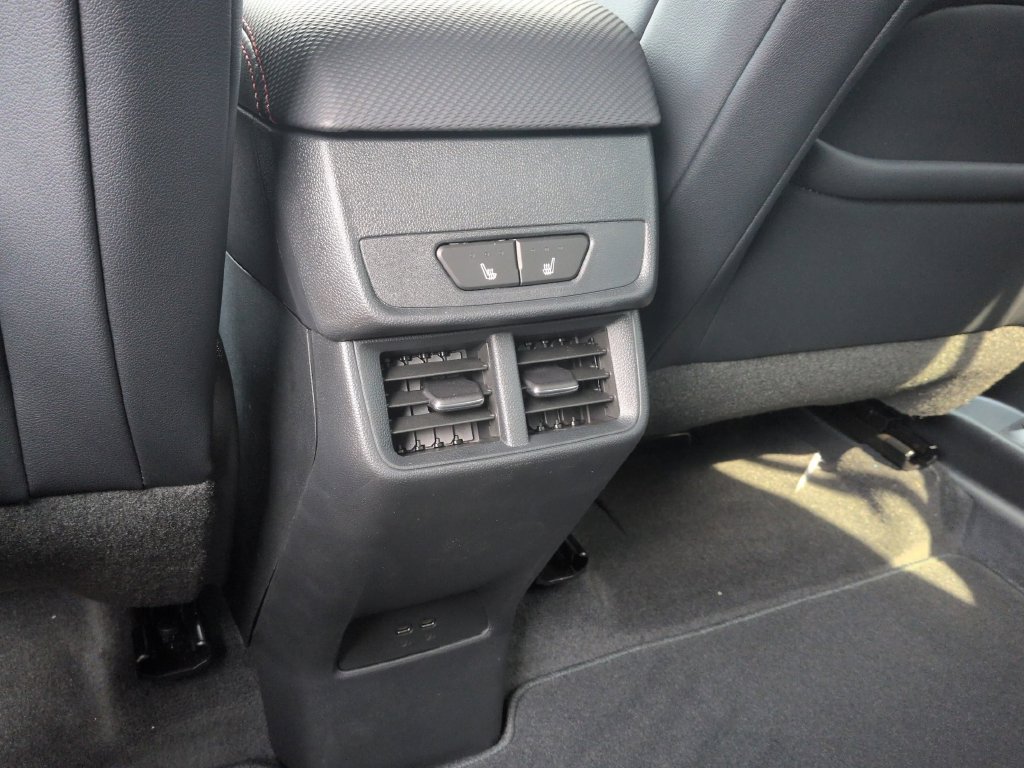 New 2027 Chevrolet Equinox RS w/ Safety and Technology Package AWD/4WD image 32