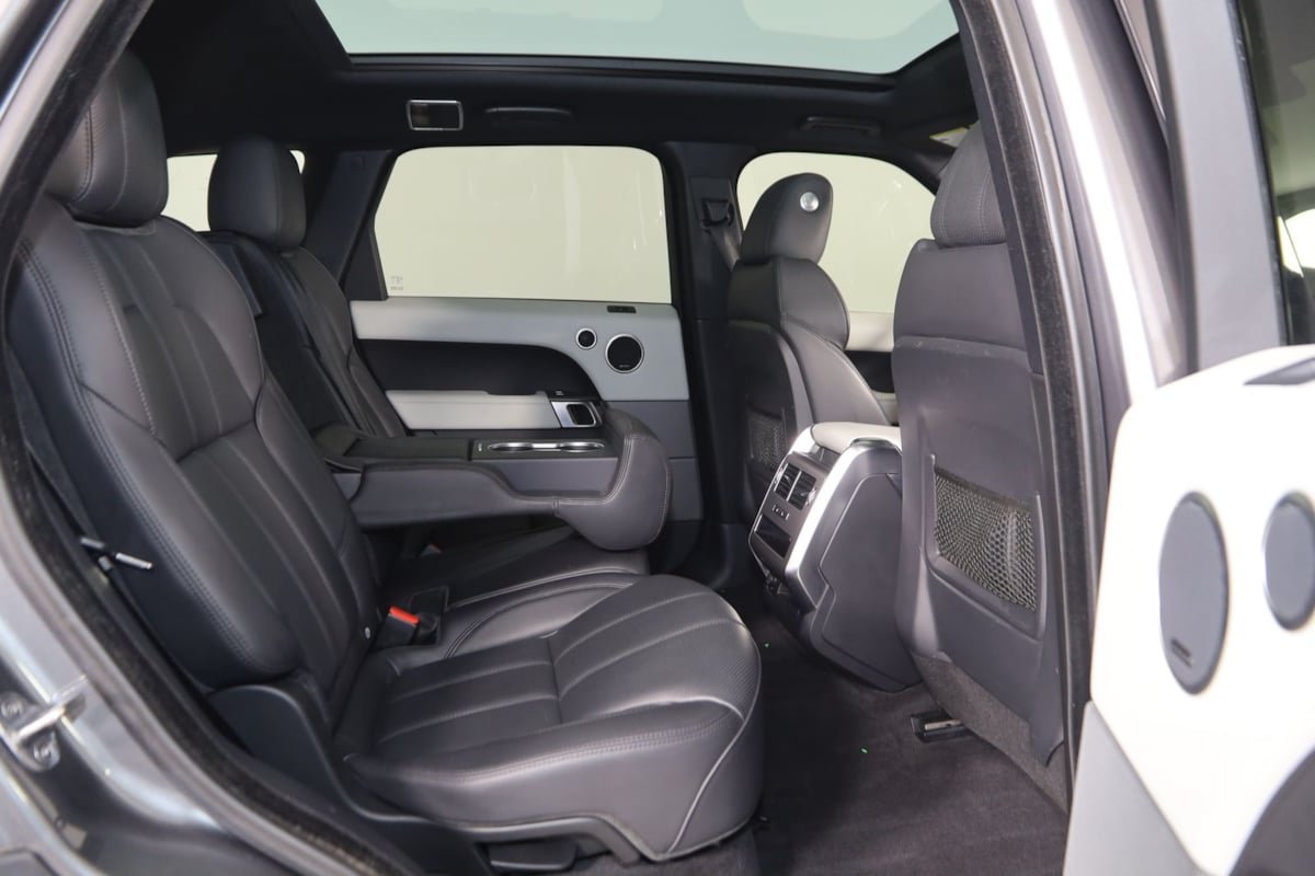 Used 2016 Land Rover Range Rover Sport HSE AWD/4WD image 14