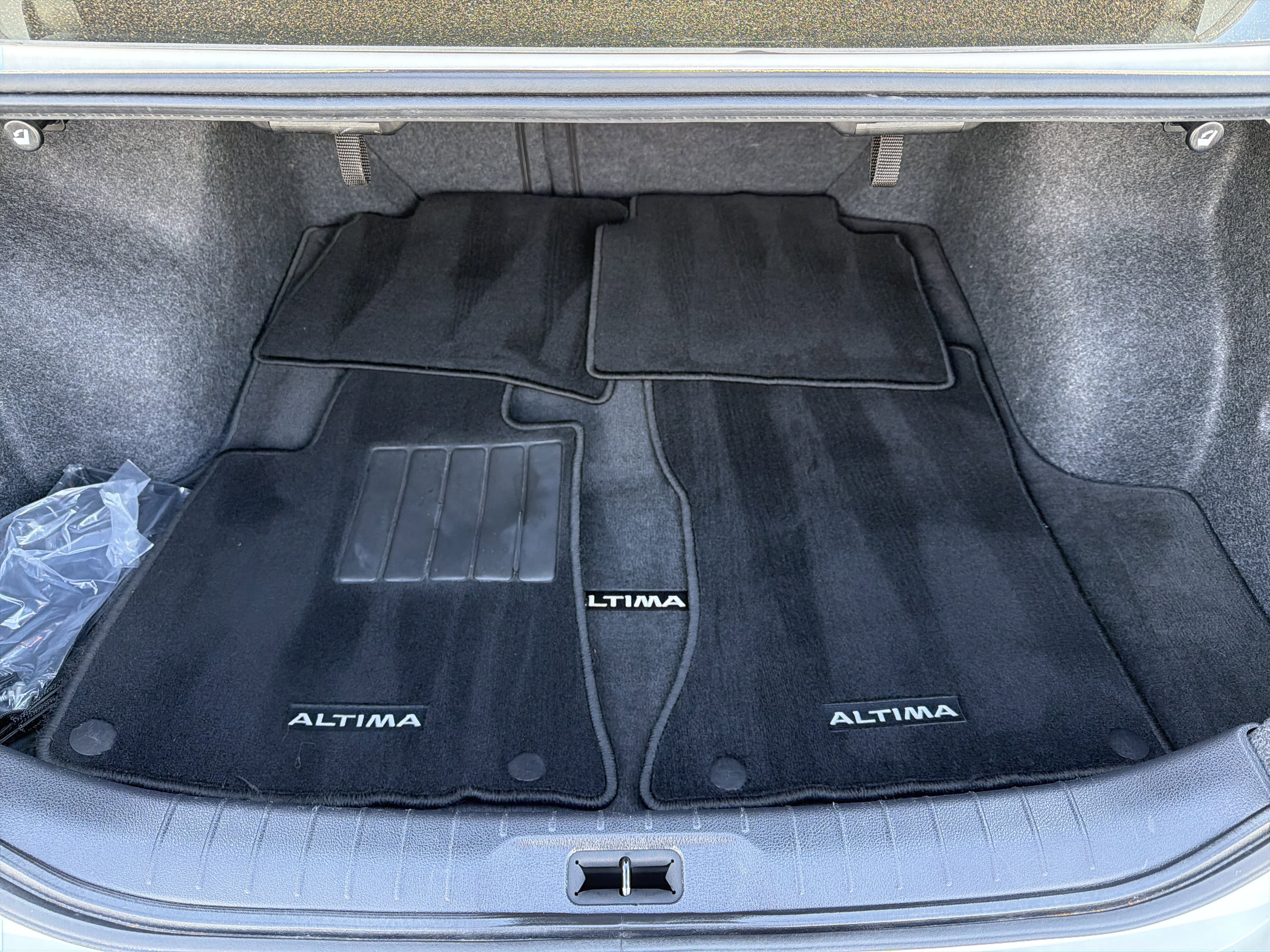 Used 2021 Nissan Altima 2.5 SV image 17