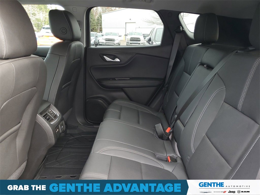 Used 2024 Chevrolet Blazer LT w/ Sound & Technology Package image 27