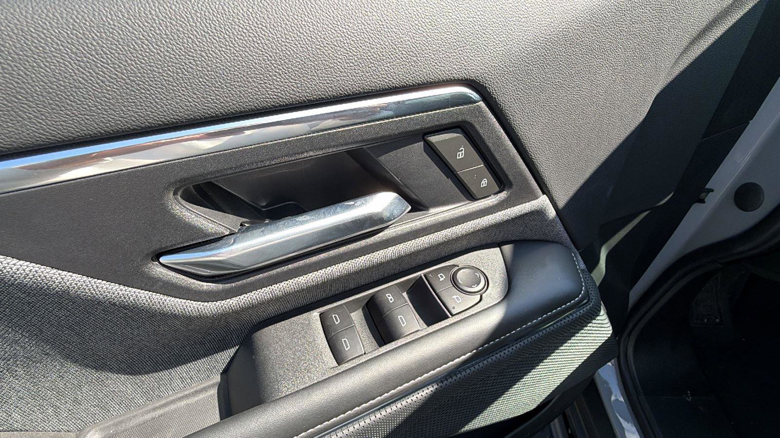 New 2026 GMC Sierra EV Elevation image 16