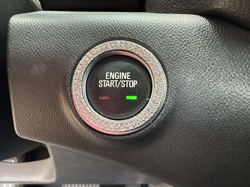Used 2021 GMC Terrain SLE w/ Driver Convenience Package FWD image 36
