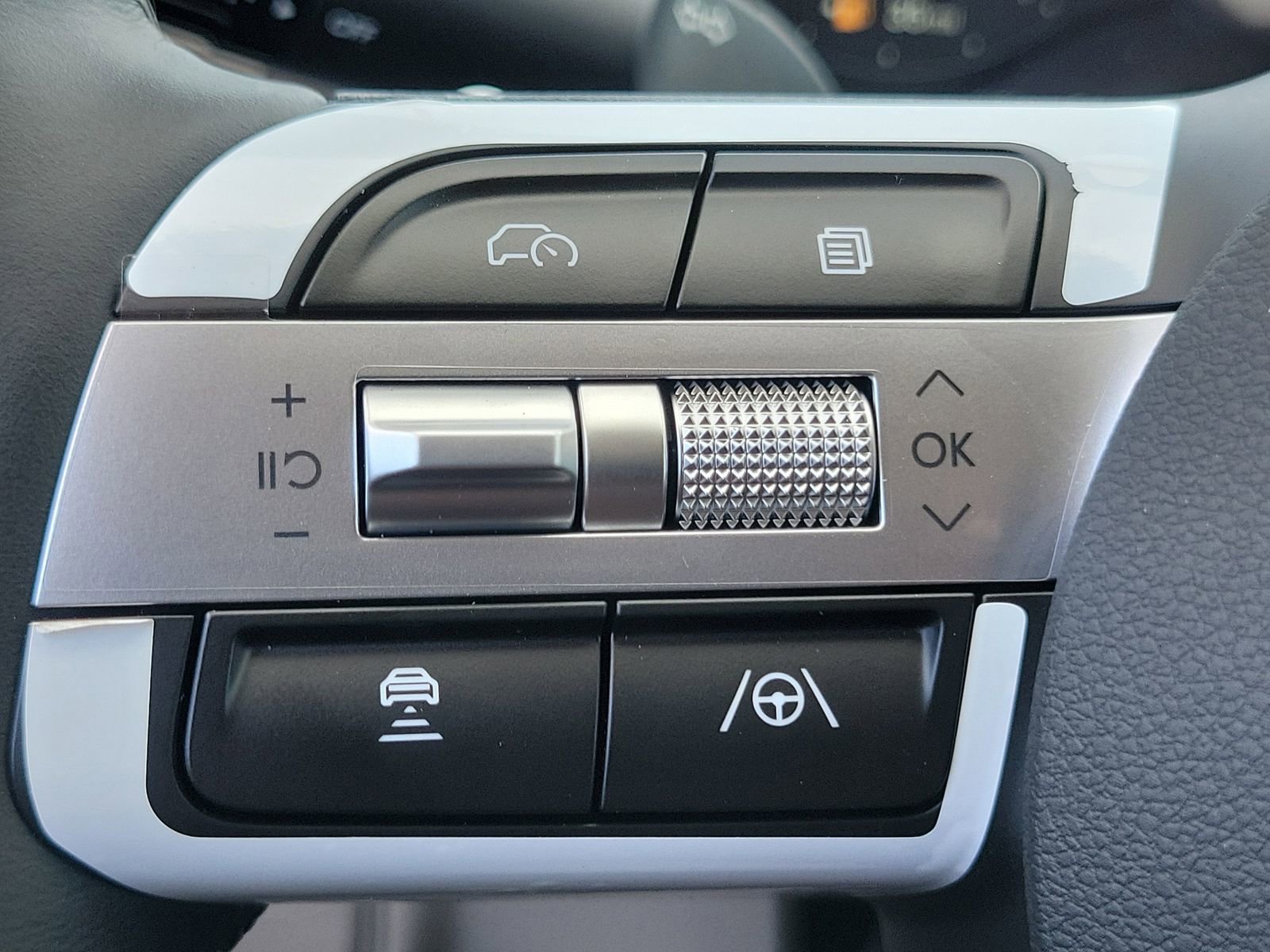 New 2026 Hyundai Tucson Limited image 8