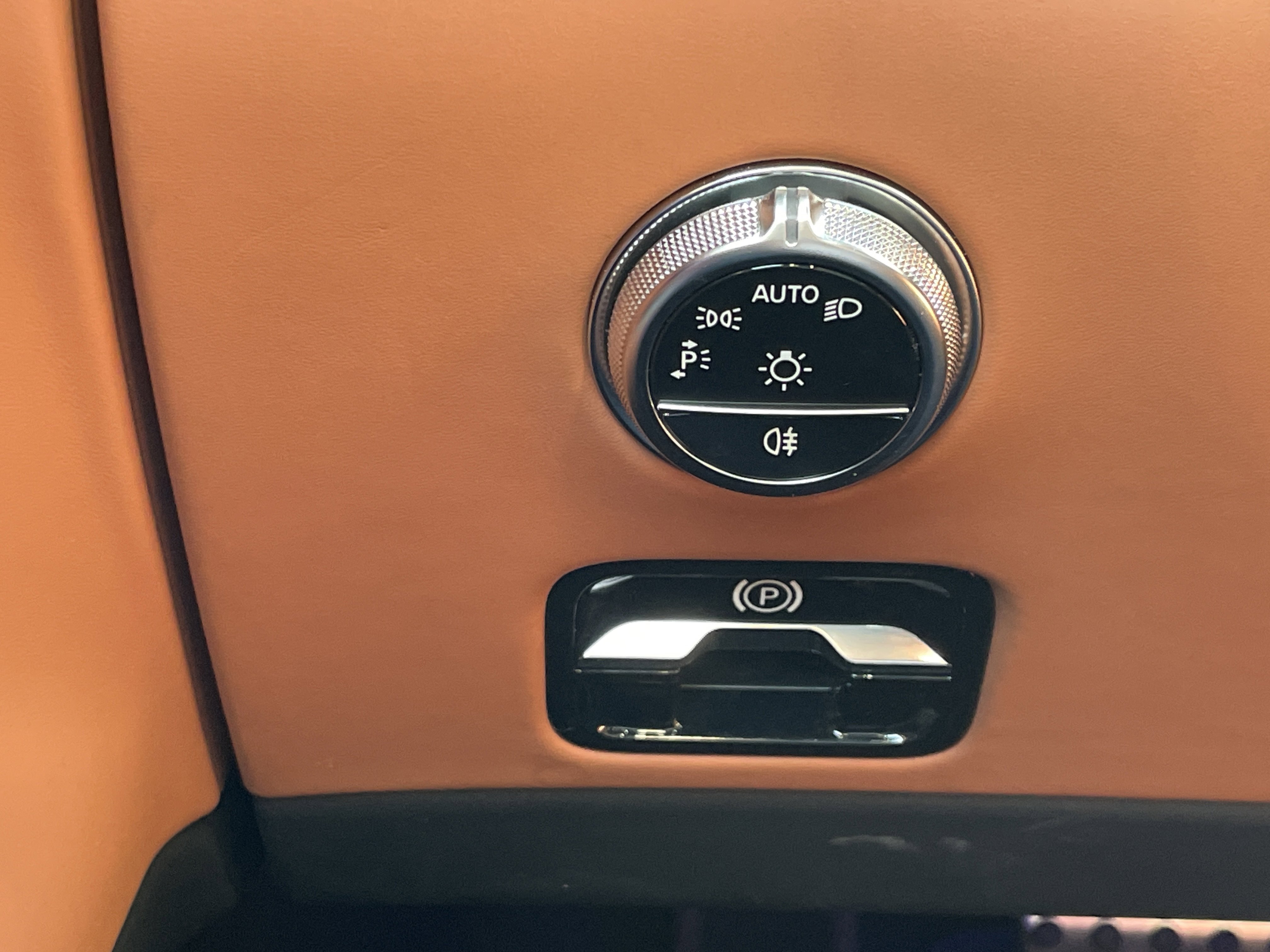 Certified 2023 Mercedes-Benz SL 55 AMG 4MATIC image 32