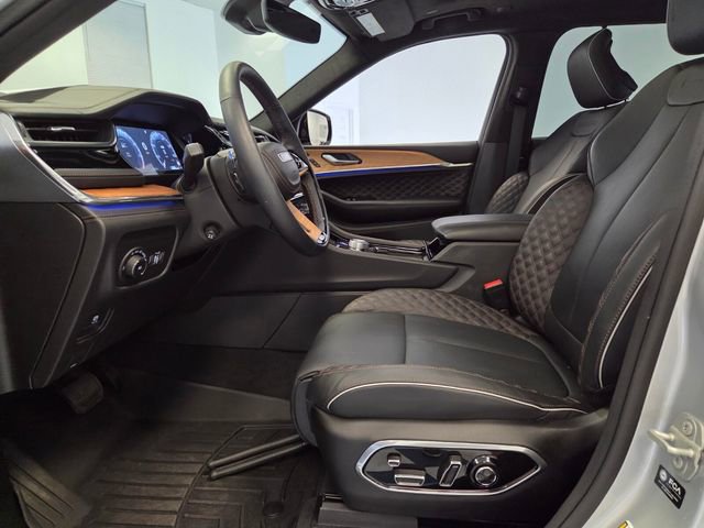 Used 2024 Jeep Grand Cherokee L Summit image 11