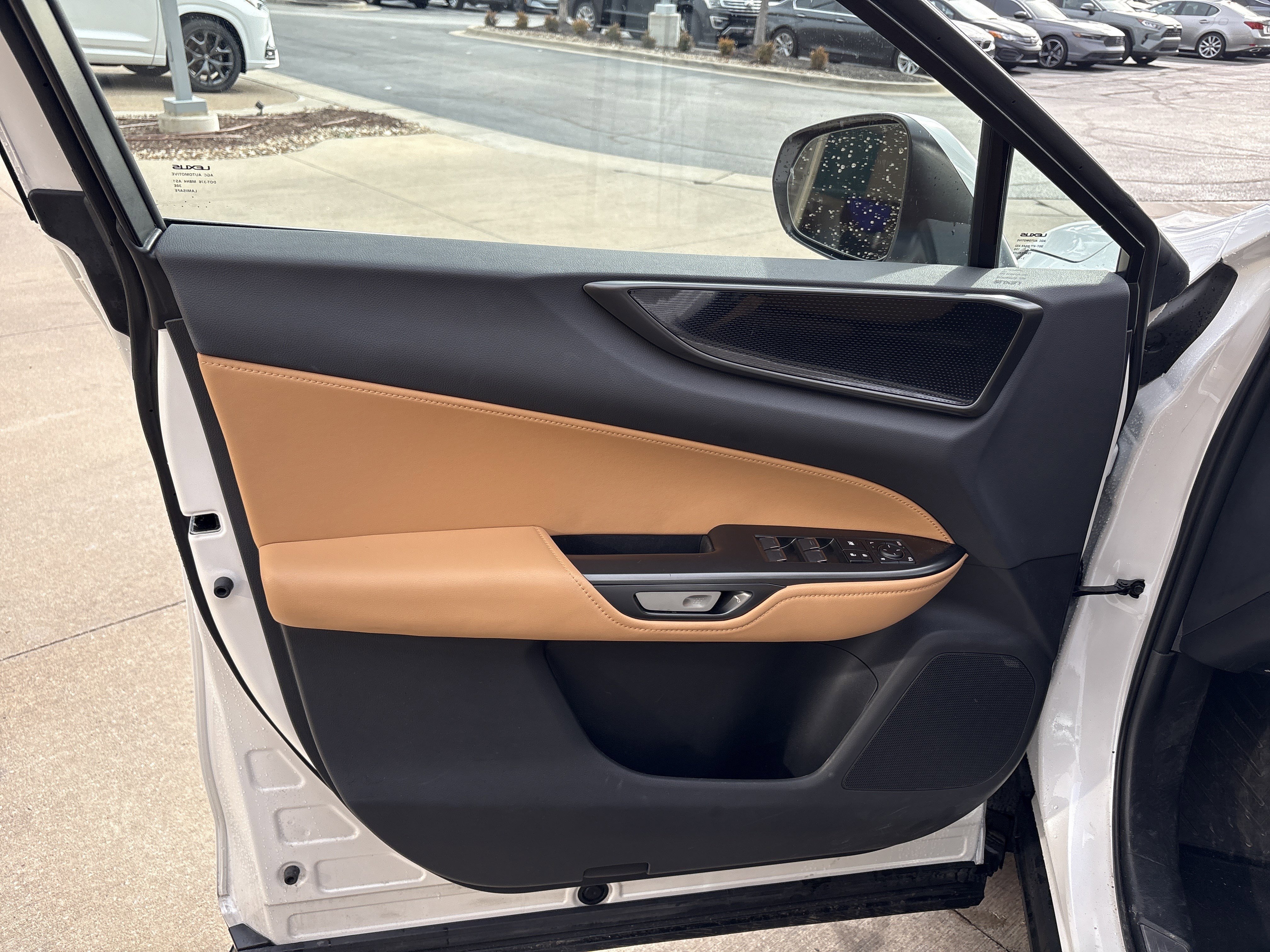 Used 2025 Lexus NX 350 AWD image 14