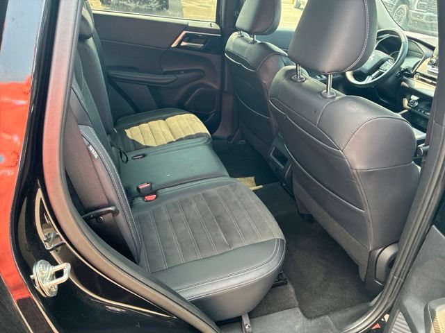 Used 2024 Mitsubishi Outlander SE AWD/4WD image 62