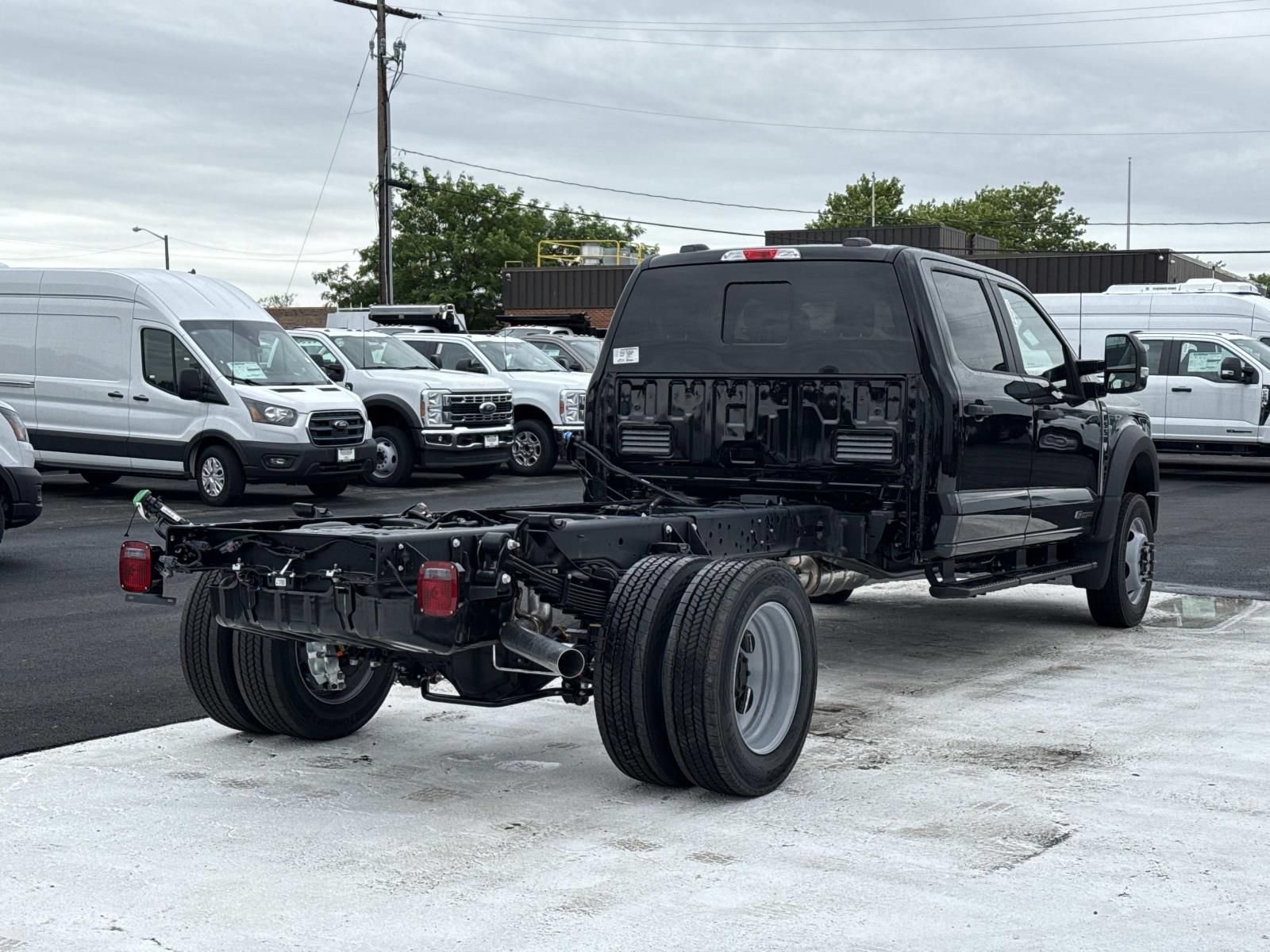 New 2026 Ford F550 4x4 Crew Cab Super Duty image 3