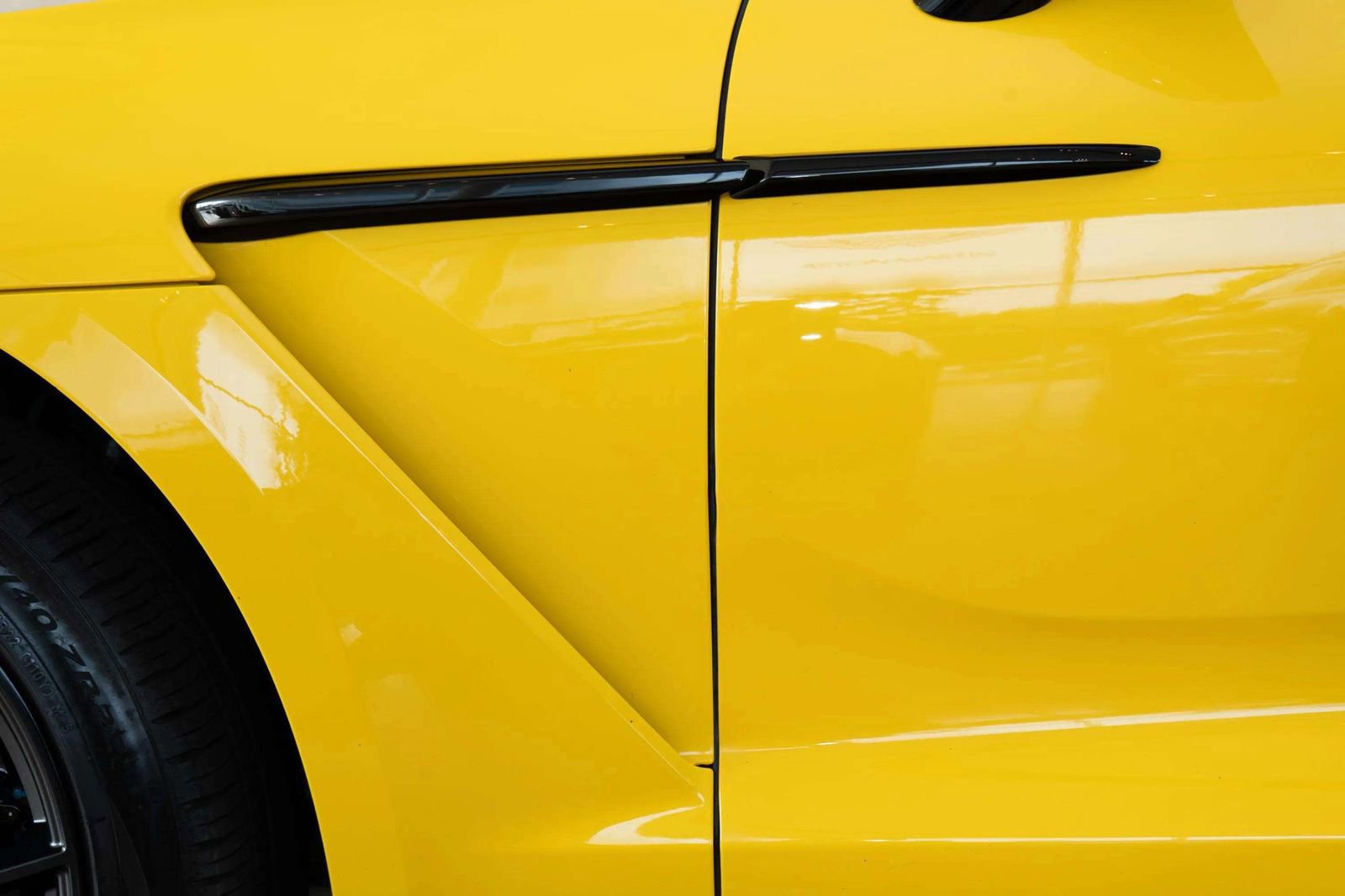 Used 2023 Aston Martin DBX 707 AWD/4WD image 57