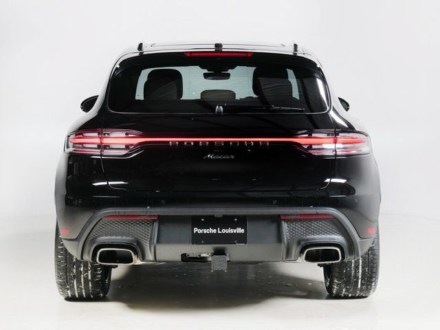 Certified 2026 Porsche Macan AWD/4WD image 10