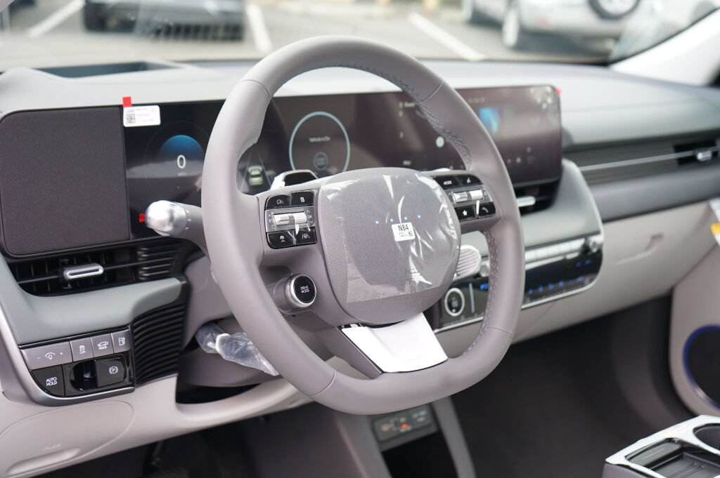 New 2027 Hyundai Ioniq 5 Limited AWD/4WD image 13