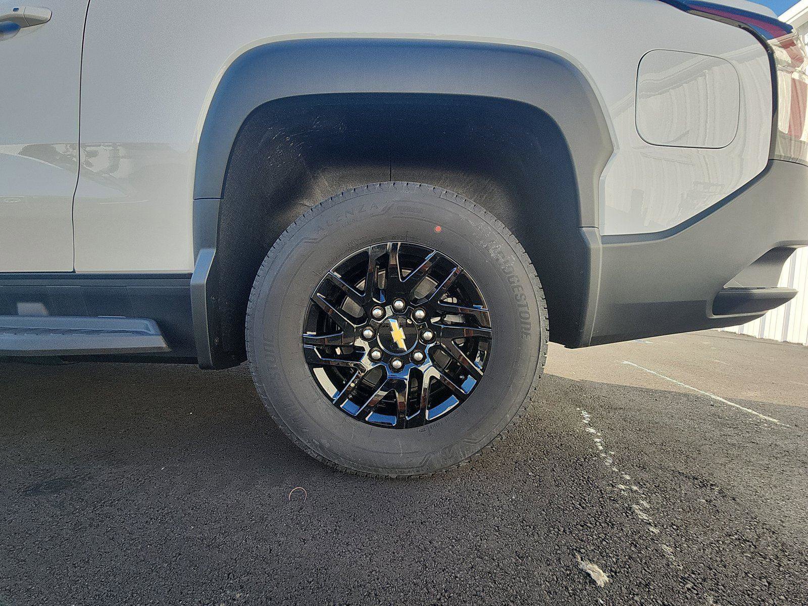 New 2026 Chevrolet Silverado EV LT image 9