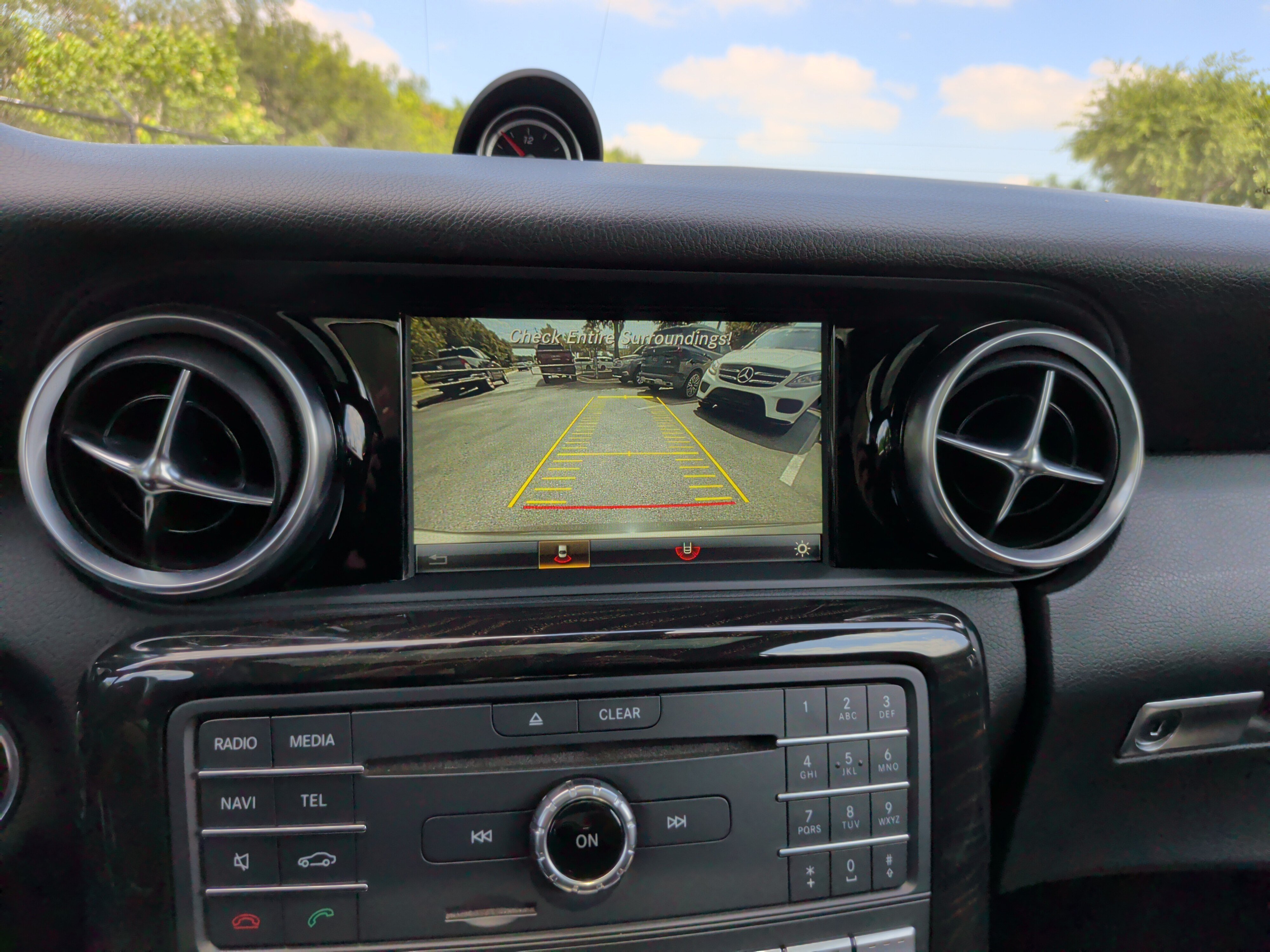 Used 2017 Mercedes-Benz SLC 43 AMG image 20