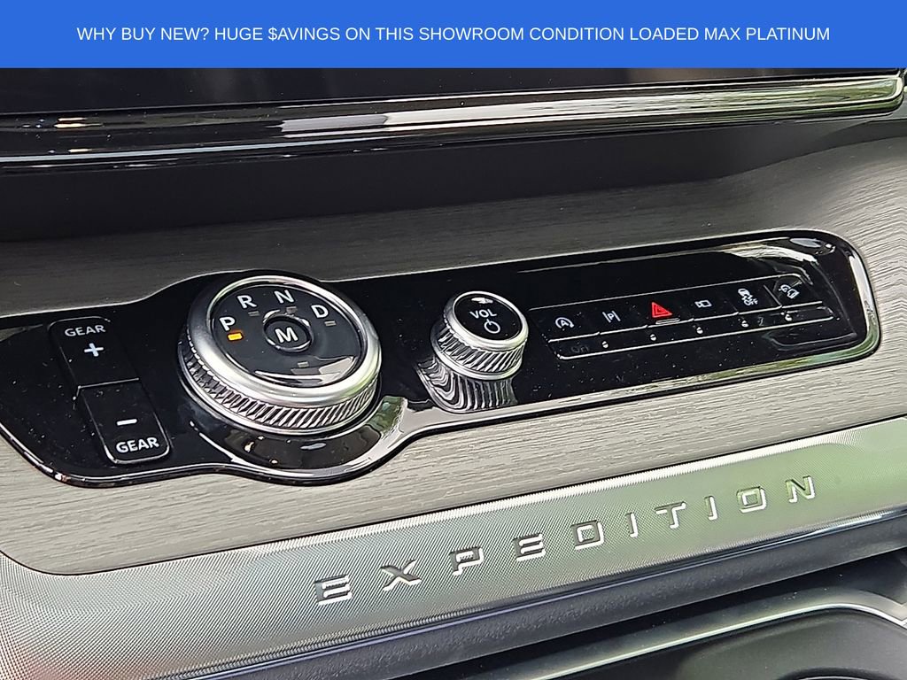 Used 2025 Ford Expedition Max Platinum image 17