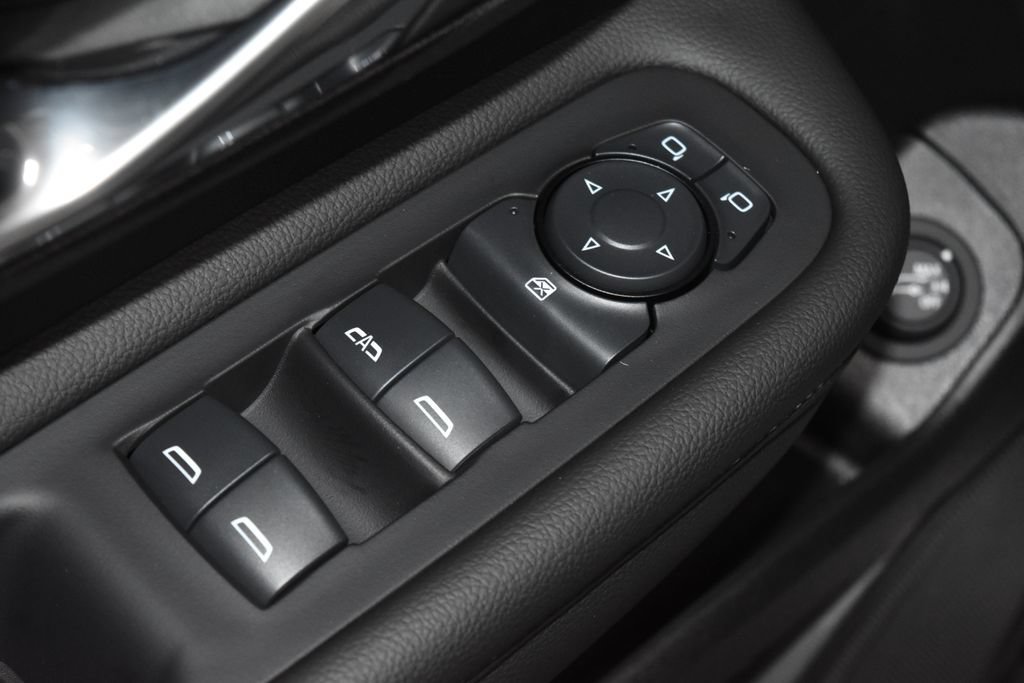Used 2024 GMC Terrain SLT w/ Tech Package AWD/4WD image 6