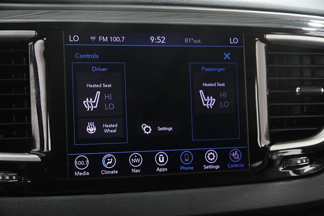 Used 2020 Chrysler Pacifica Touring-L Plus FWD image 13