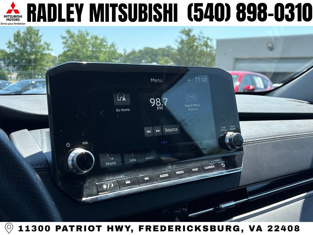 Used 2023 Mitsubishi Outlander SE AWD/4WD image 11