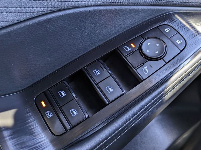 Used 2023 Nissan Rogue SV image 25