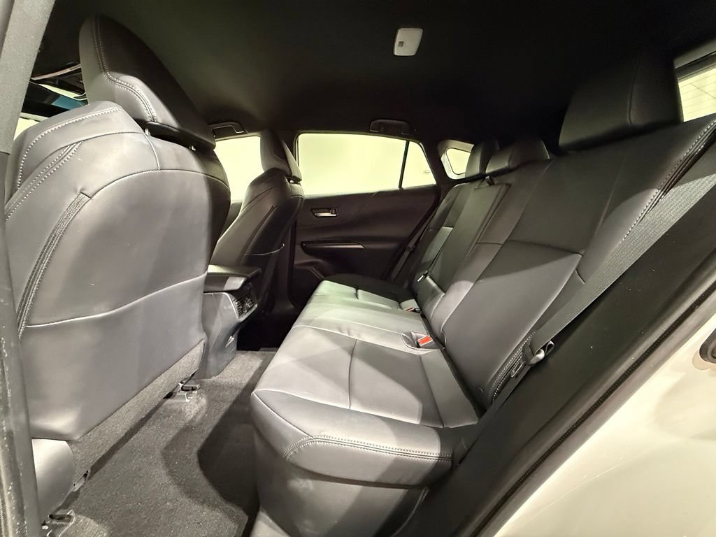 Certified 2023 Toyota Venza XLE AWD/4WD image 18