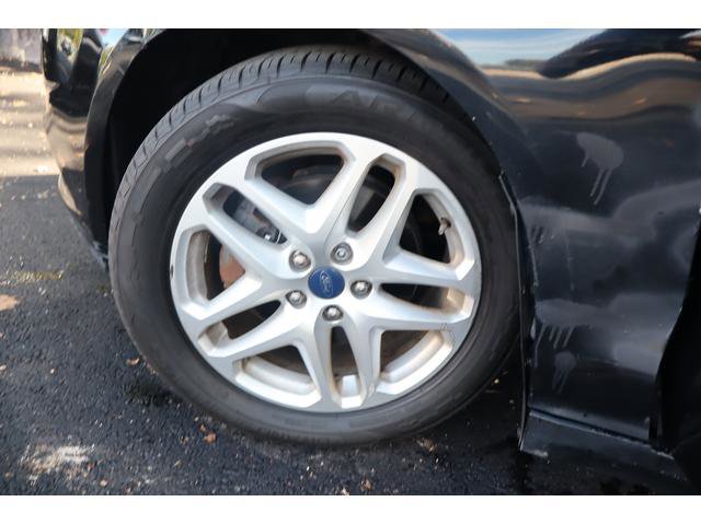 Used 2016 Ford Fusion SE image 13