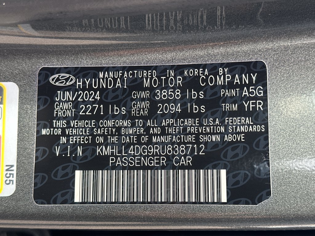 Used 2024 Hyundai Elantra SE FWD image 36