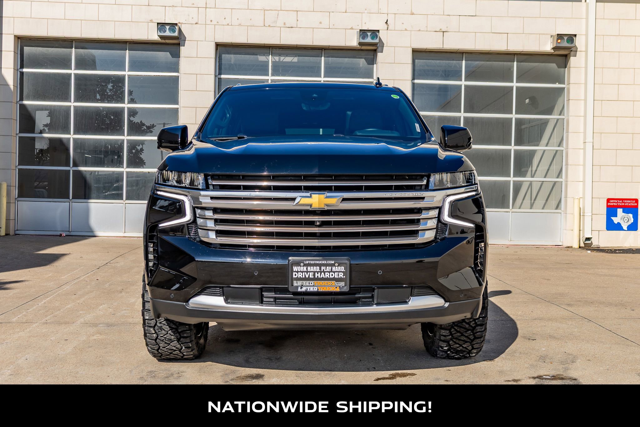 Used 2024 Chevrolet Suburban High Country image 4