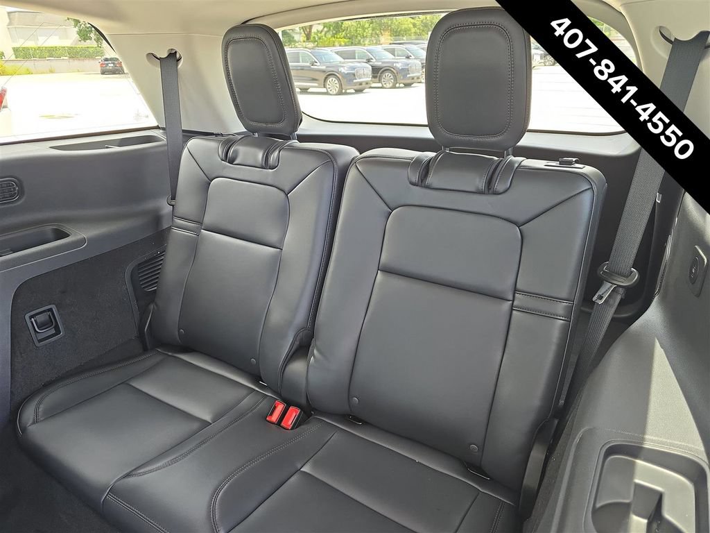 New 2025 Lincoln Aviator 2WD w/ Equipment Group 101A image 9
