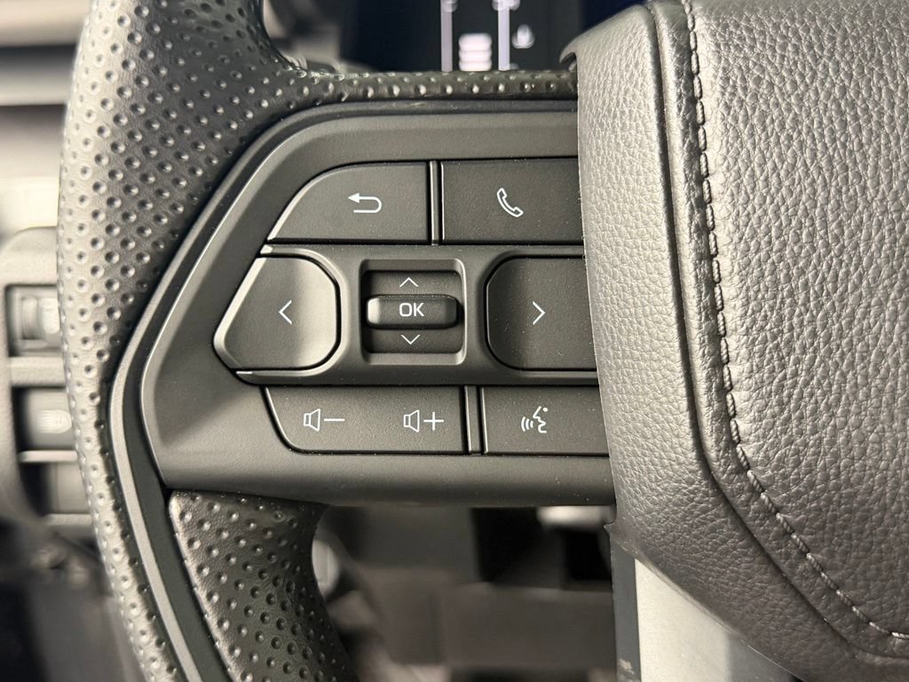 Used 2026 Toyota Tacoma SR5 AWD/4WD image 24