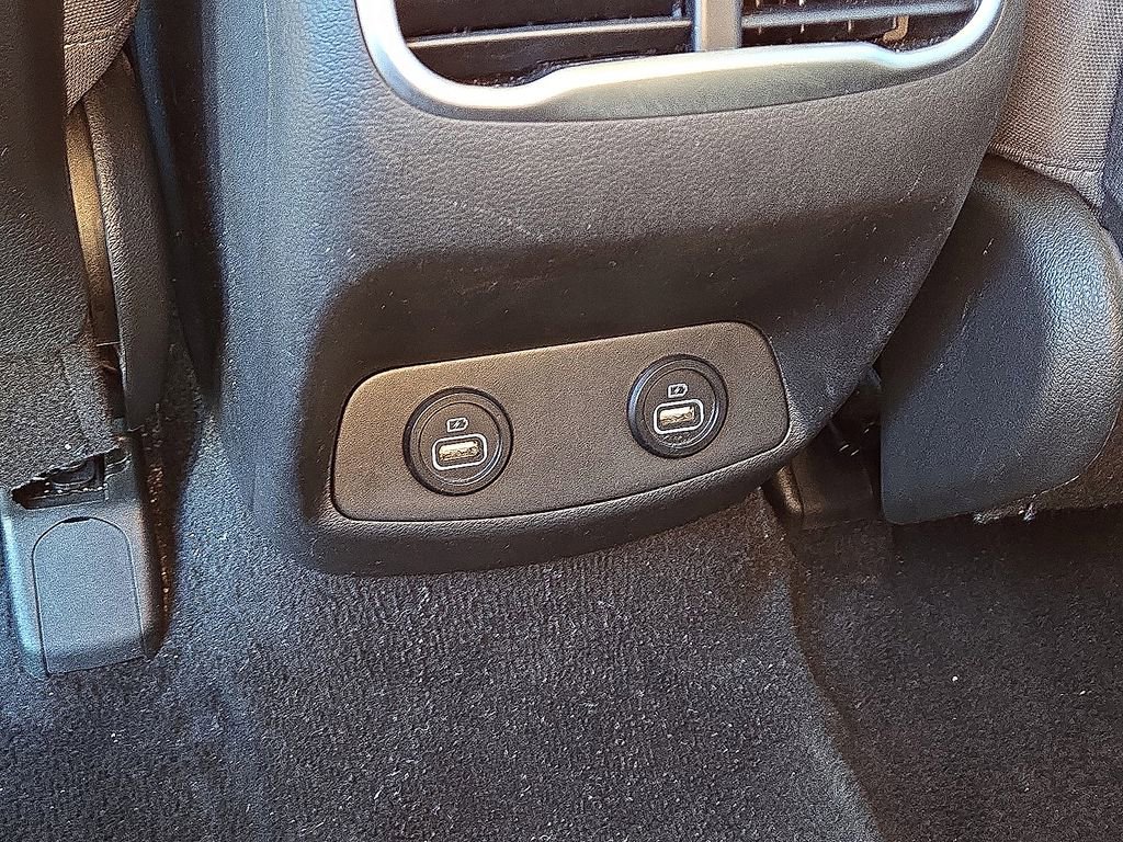 Used 2023 Hyundai Santa Fe SEL image 17