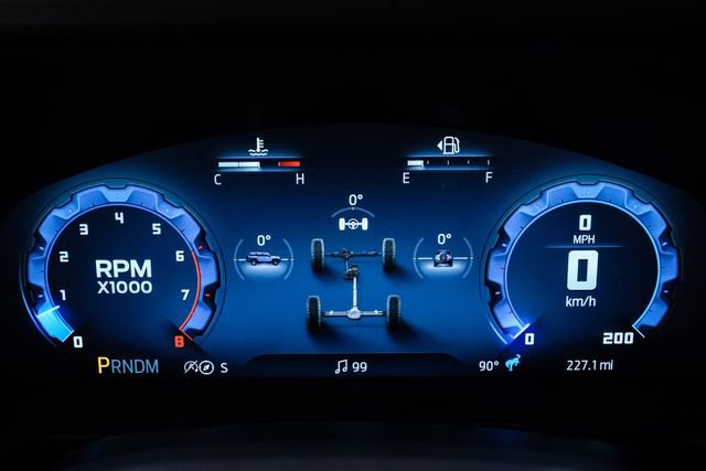 Used 2025 Ford Bronco Badlands AWD/4WD image 49