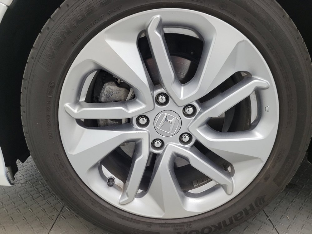 Used 2019 Honda Accord LX image 31