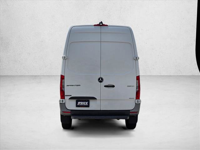 Used 2021 Mercedes-Benz Sprinter 2500 image 6