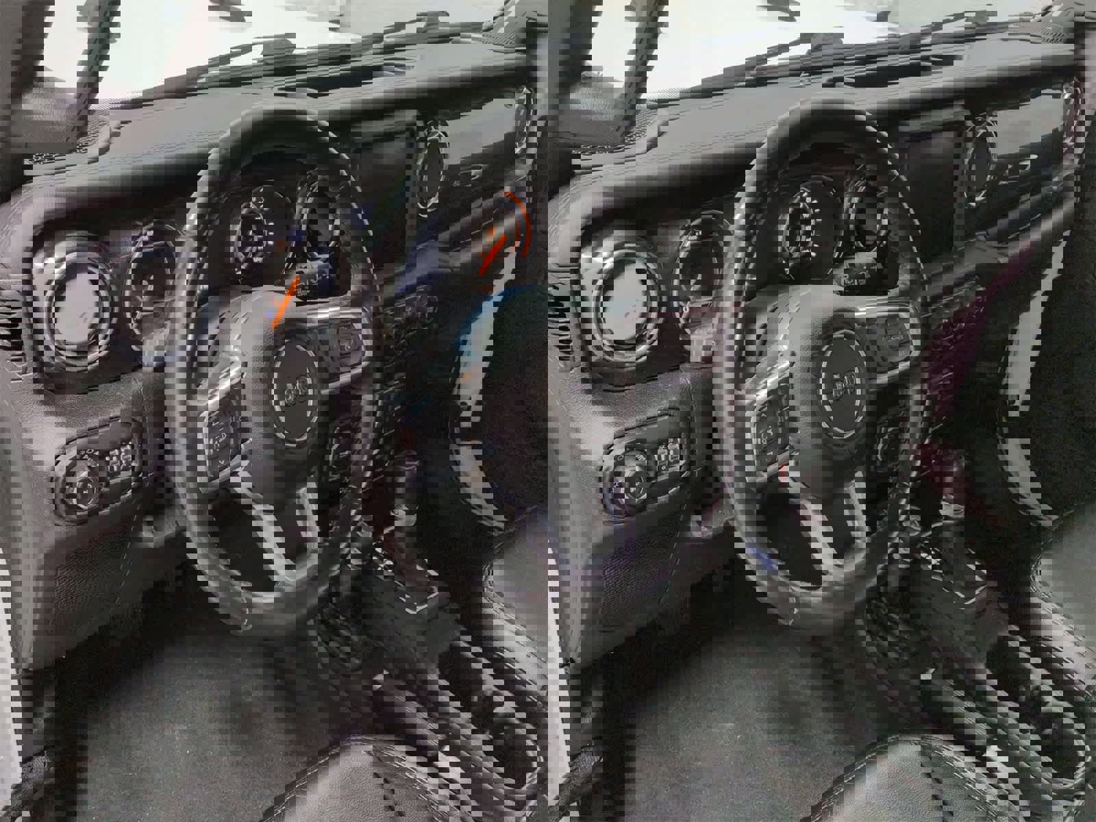 Certified 2020 Jeep Wrangler Unlimited Sahara image 10