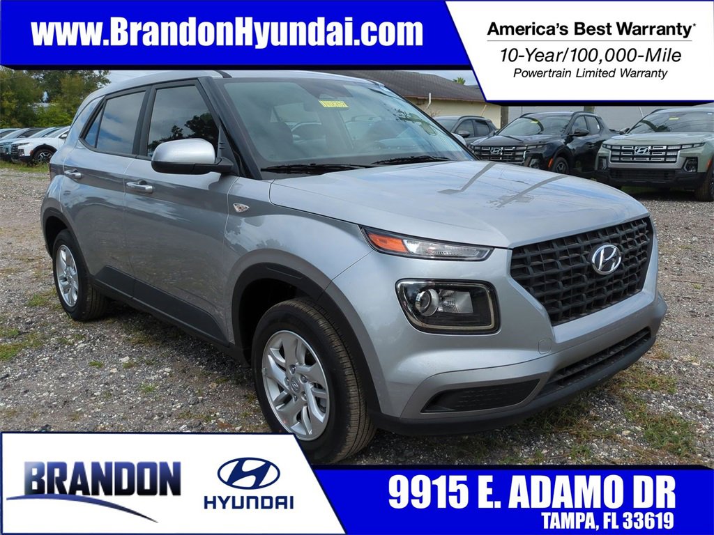 New 2026 Hyundai Venue SE