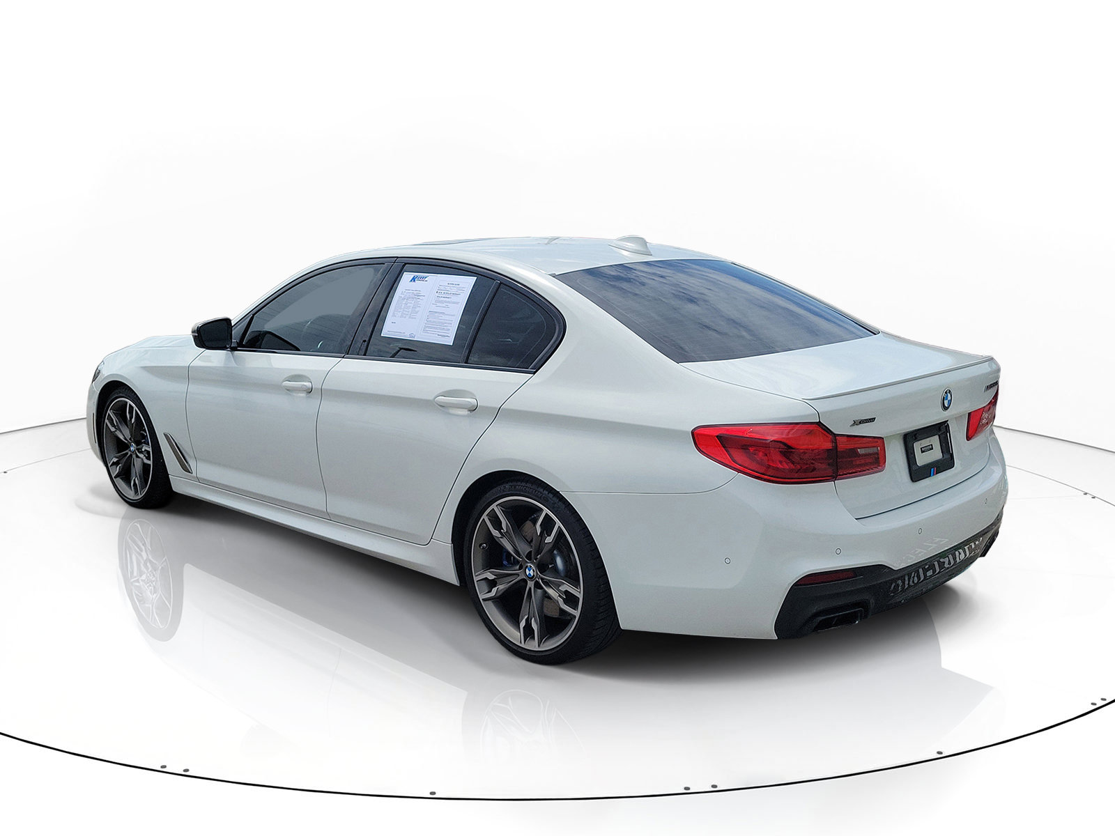 Used 2020 BMW M550i xDrive w/ Executive Package AWD/4WD image 4