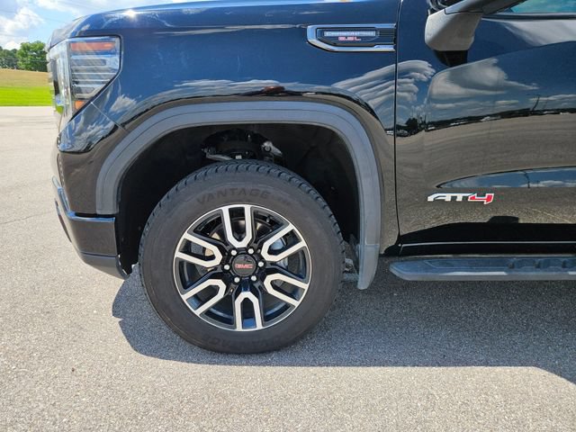 Used 2024 GMC Sierra 1500 AT4 w/ Technology Package AWD/4WD image 27
