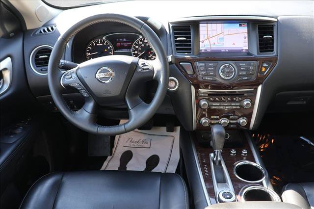 Used 2016 Nissan Pathfinder Platinum AWD/4WD image 25
