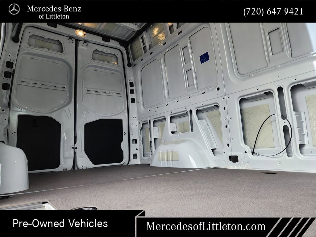 Used 2025 Mercedes-Benz Sprinter 2500 image 31