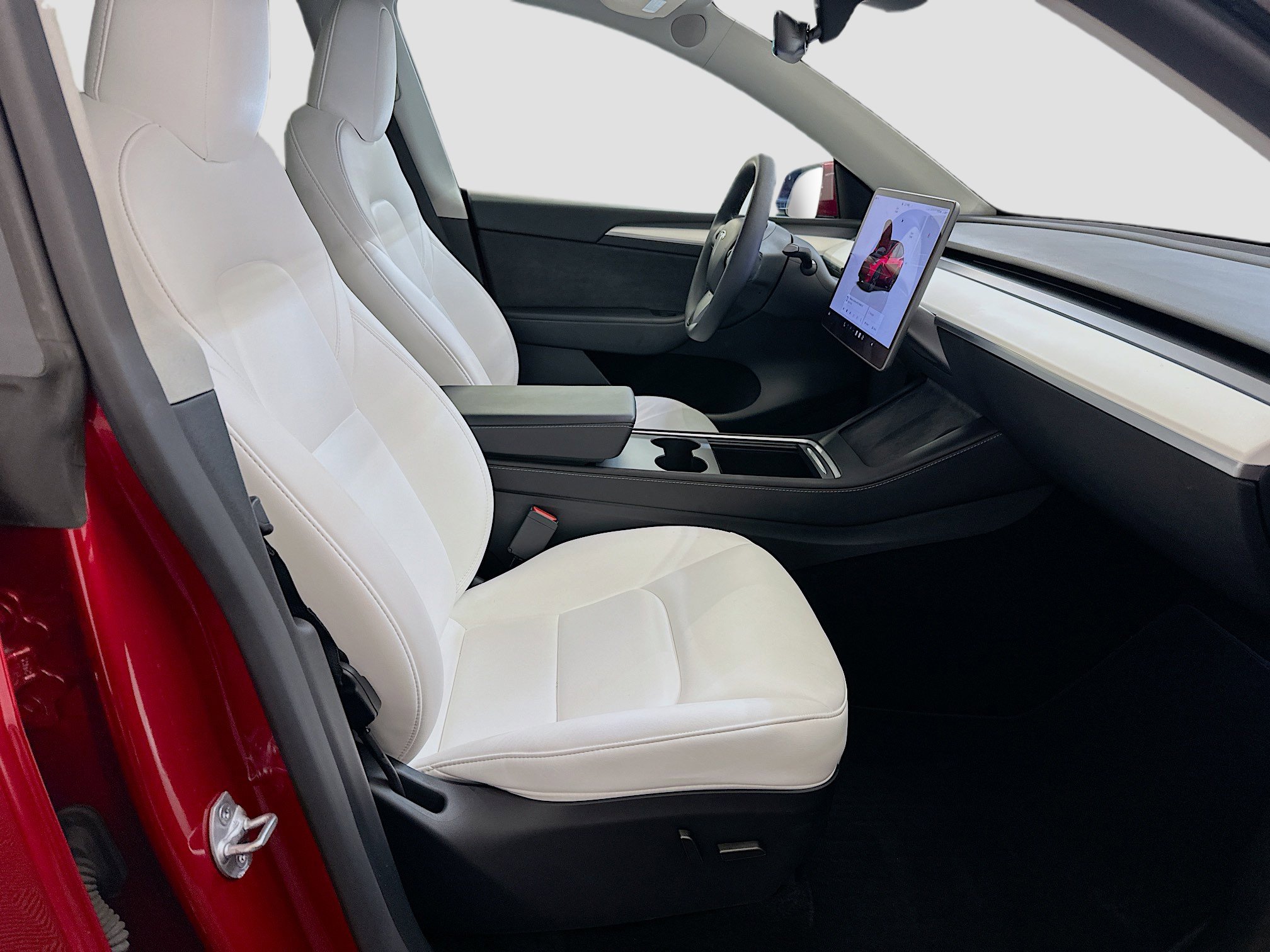 Used 2024 Tesla Model Y Long Range image 34