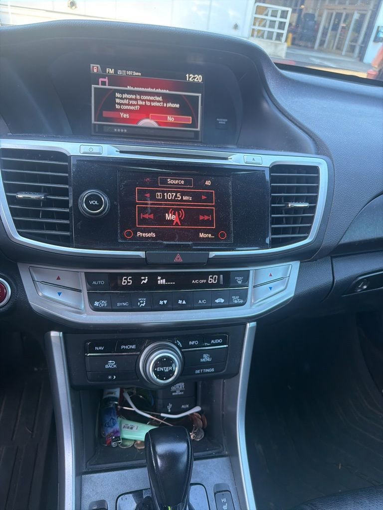 Used 2014 Honda Accord Touring image 10