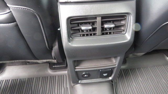 Certified 2022 Ford Edge SEL w/ Convenience Package image 16