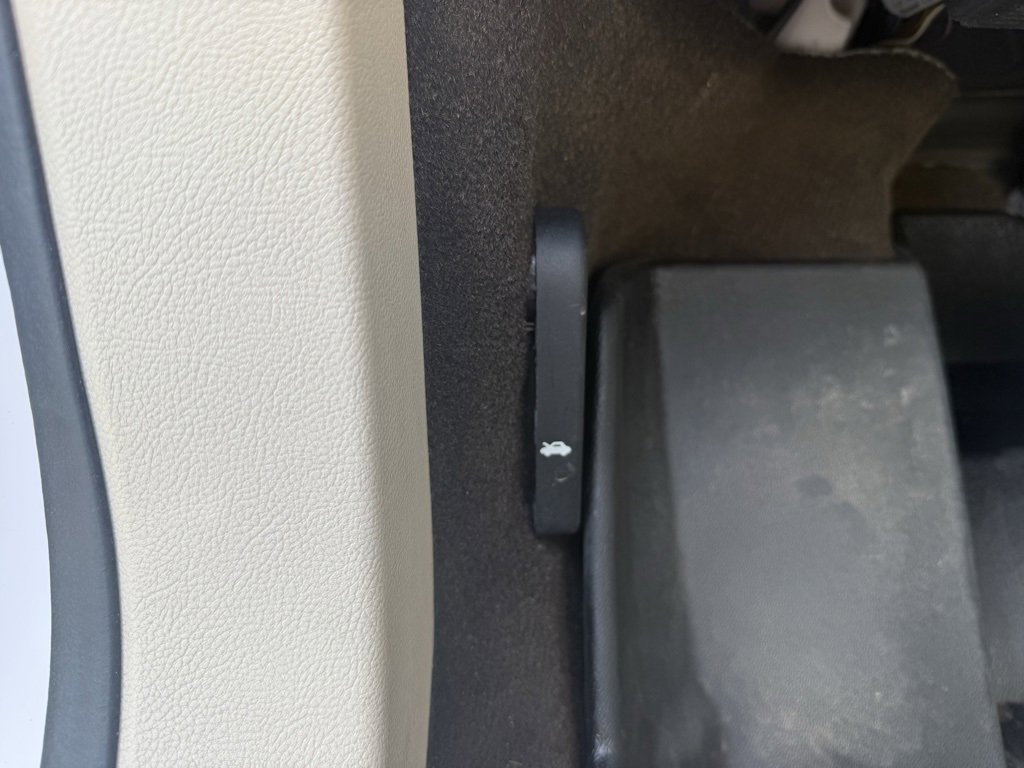 Used 2020 Lincoln MKZ Reserve w/ Elements Package image 16