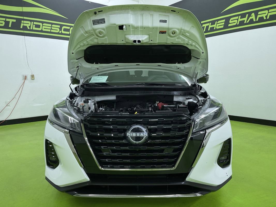 Used 2024 Nissan Kicks SR w/ SR Premium Package image 4