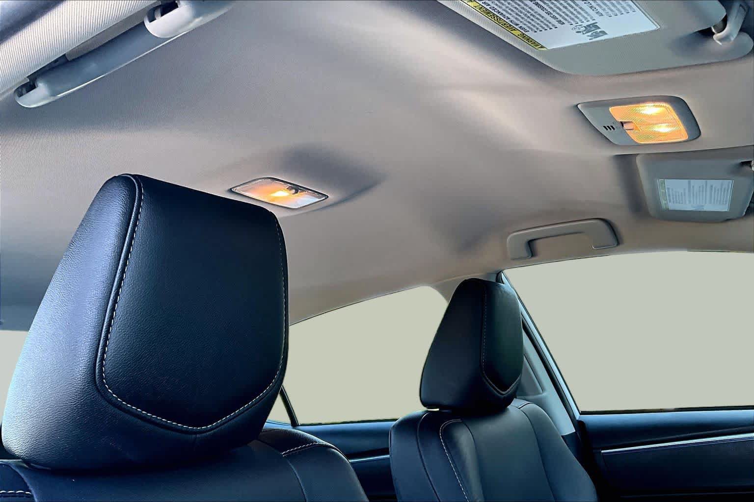 Used 2015 Toyota Corolla S FWD image 14