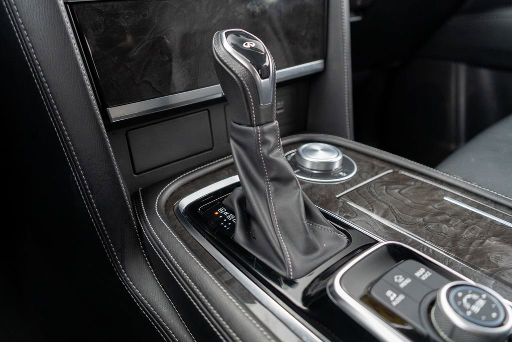 Used 2024 INFINITI QX80 Luxe image 30