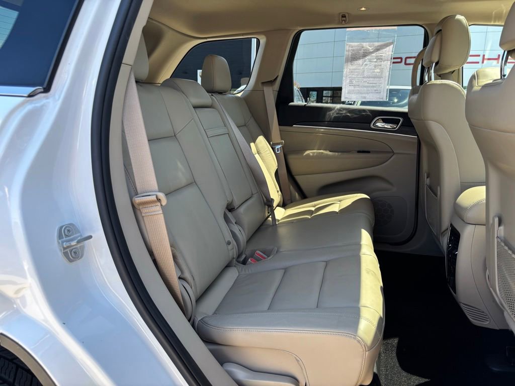 Used 2021 Jeep Grand Cherokee Limited AWD/4WD image 26