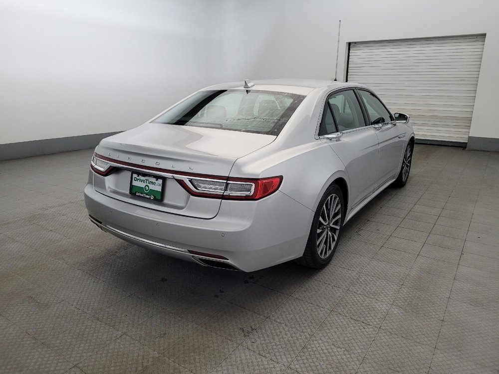 Used 2019 Lincoln Continental Select w/ Continental Climate Package image 9
