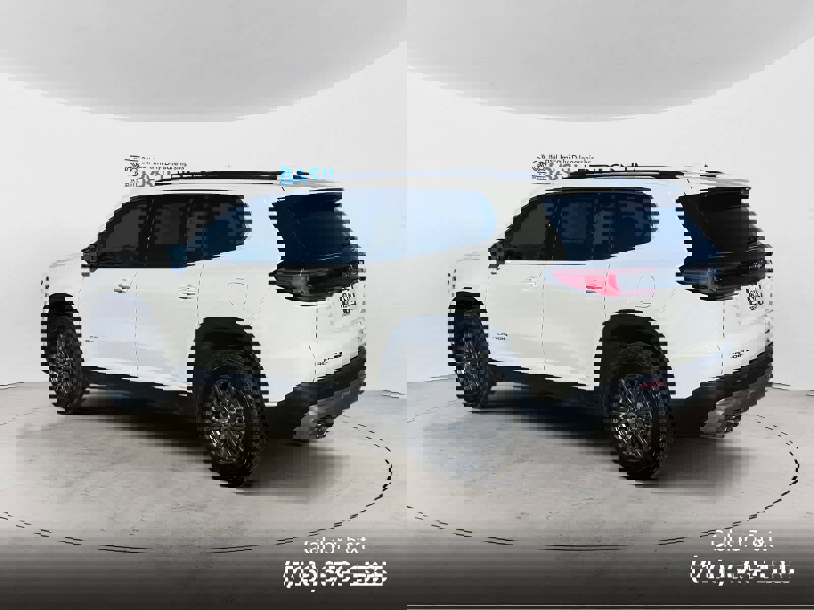 Used 2025 GMC Acadia Elevation image 3