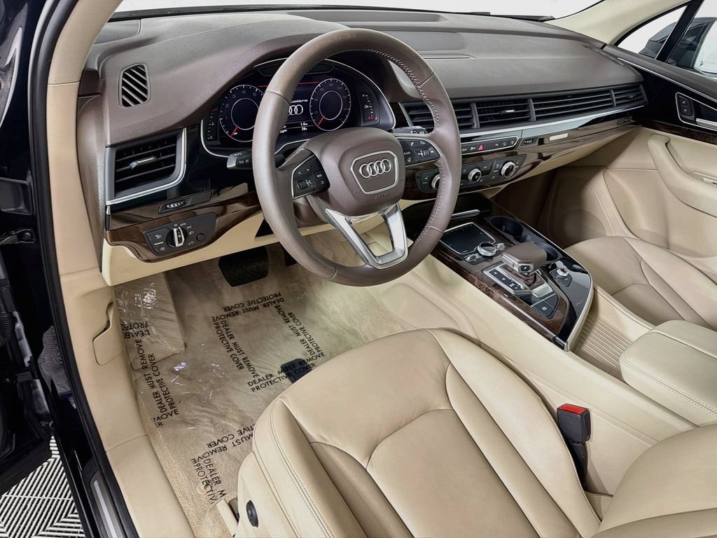 Used 2017 Audi Q7 3.0T Premium Plus AWD/4WD image 9